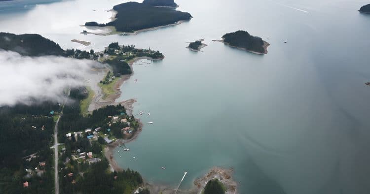 Helicopter Flightseeing & Glacier Walkabout