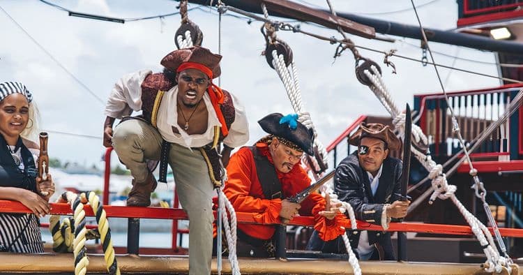 Bubble Tour: Blackbeard's Revenge Pirate Ship