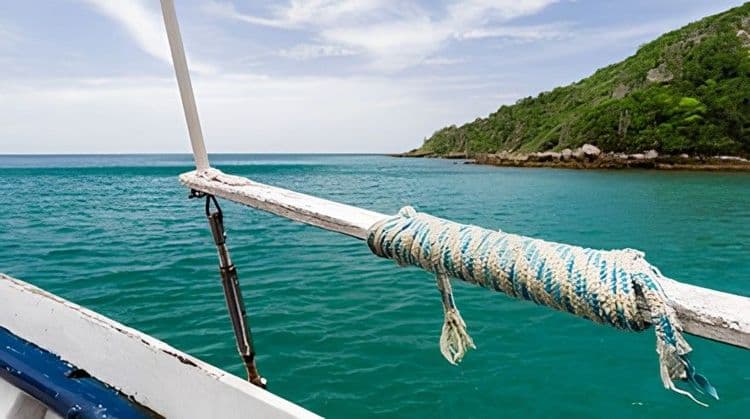 Schooner To Jabaquara Beach
