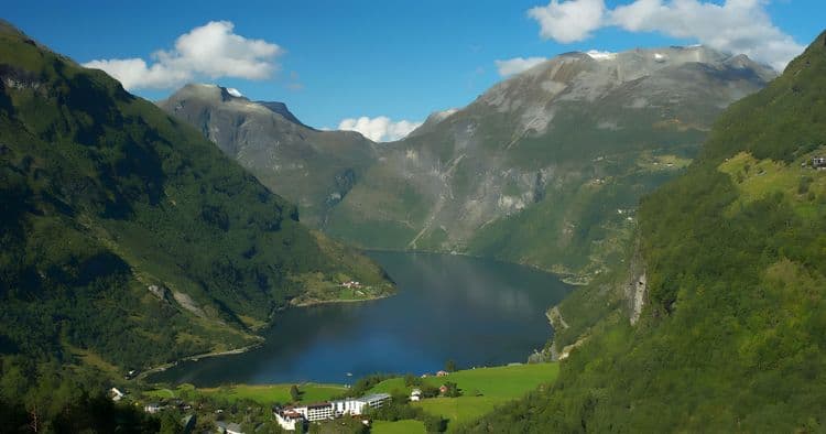 Dalsnibba Mountain and Eagle Road