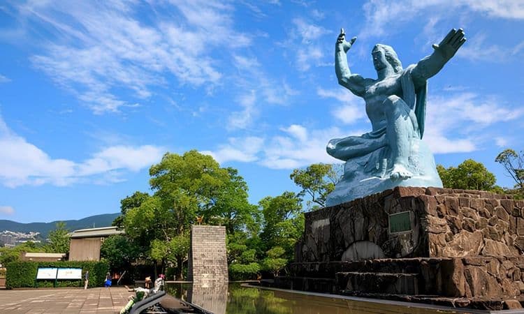 Nagasaki Memorial Tour