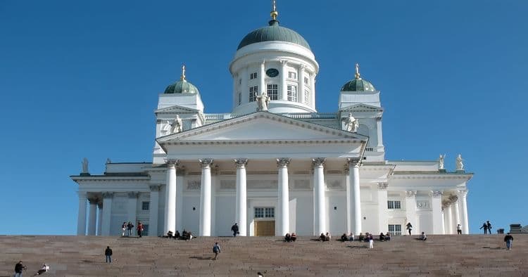Traditional History & City Highlights