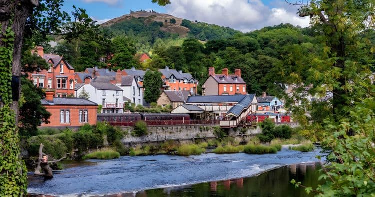 Steam Train, Chirk Castle, & Llangollen