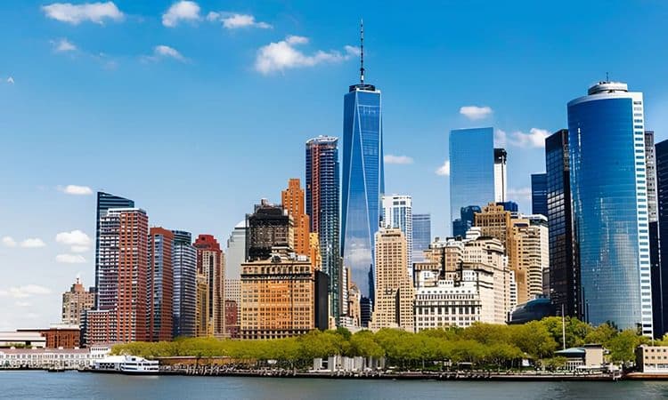 Manhattan Highlights and Transfer to Airport (LGA and JFK)