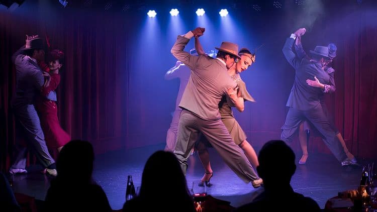Vintage Argentina: Antique Car Ride & Rojo Tango Dinner Show