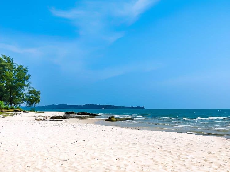 Sihanoukville & Monk's Blessing