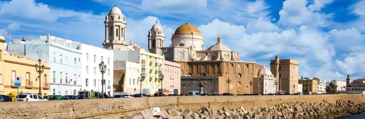 Dutch Guided: Panoramic Cadiz & Jerez With Sherry Tasting