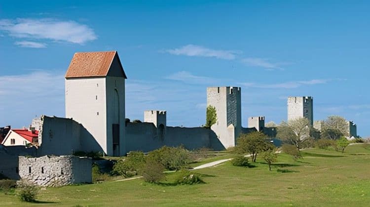 Biking in and Around Visby