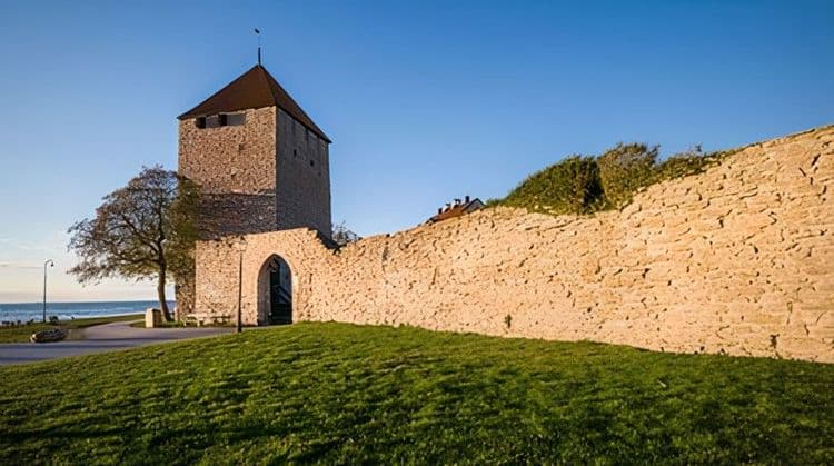Walking Tour of Visby