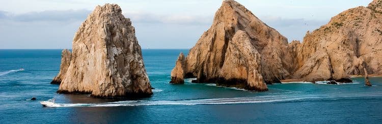 Cabo Coastal Cruise: The Arch, Lovers' Beach & Sea Lion Colony