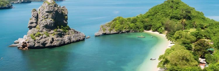 A Day At Angthong National Marine Park