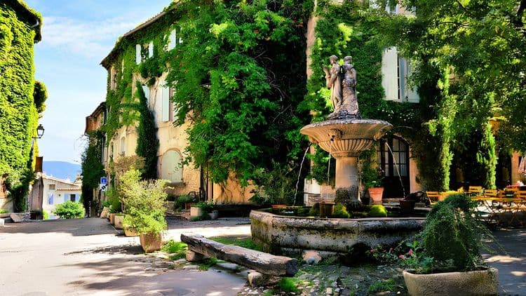 Discovering Villages of Provence