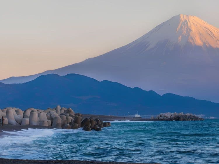 Tokaido Hiroshige Art Museum & Miho-No-Matsubara