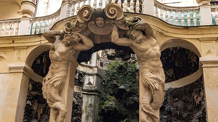Discover Genoa's Magnificent Palaces