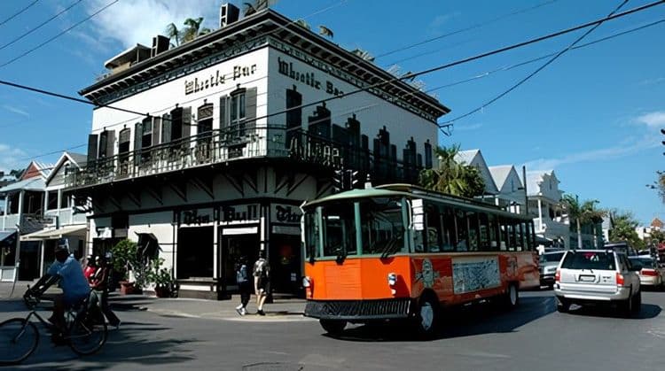 Old Town Trolly Tour & Butterfly Conservatory Tour