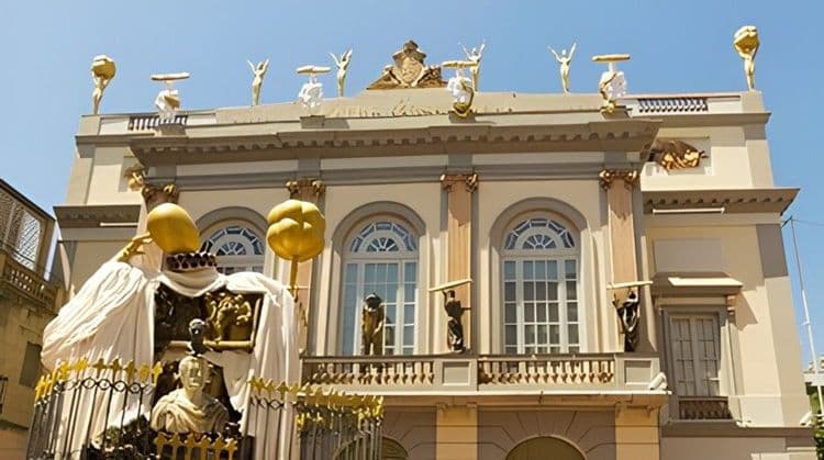 Girona, Figueres & Dalí Museum