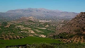 Crete's Ancient Traditions: Pottery & Wine