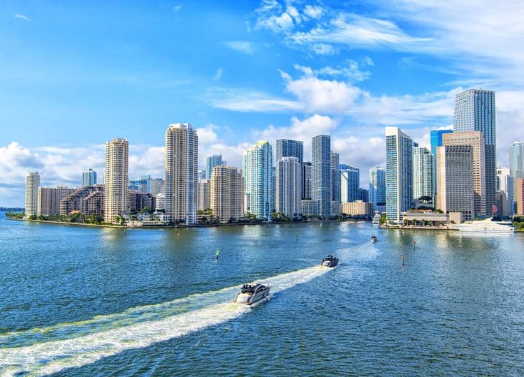 Hop On, Hop Off Miami City Tour with Airport Drop-Off (MIA)
