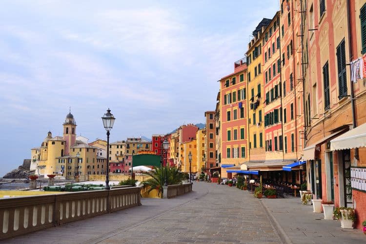 Walking Tour Of Genoa