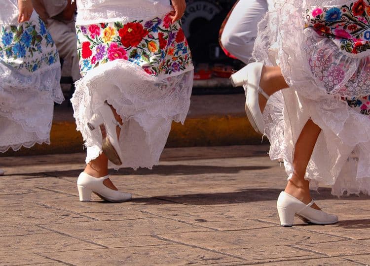 La Bufadora & Mexican Folkloric Fiesta