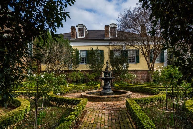 French Quarter Literary Tour by Foot
