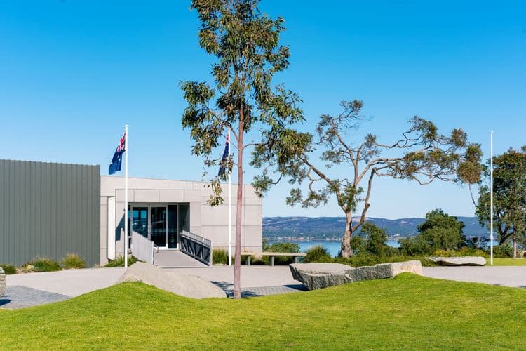 Best Of Albany: National ANZAC Centre & Torndirrup National Park