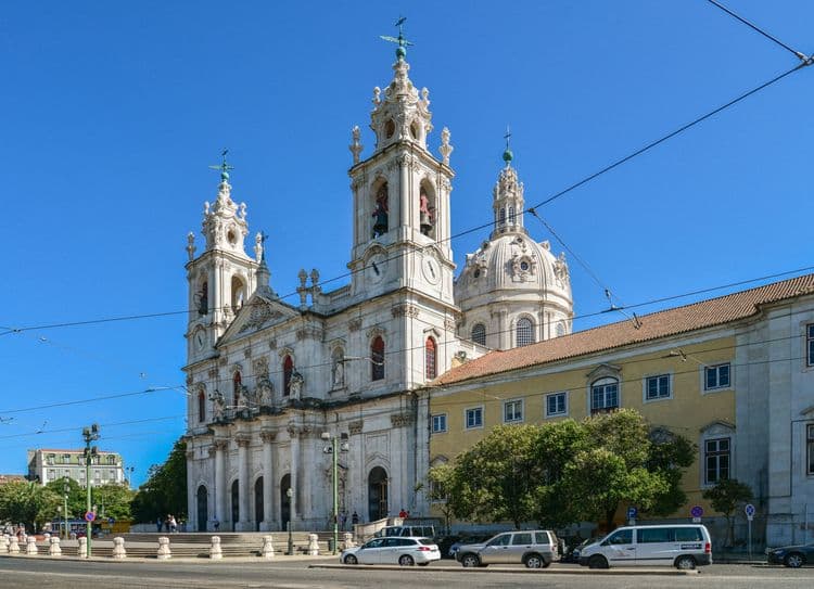 Lisbon Baroque & the Art of Tiles
