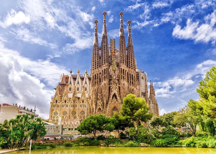 Accessible Sagrada Familia & Gothic Quarter