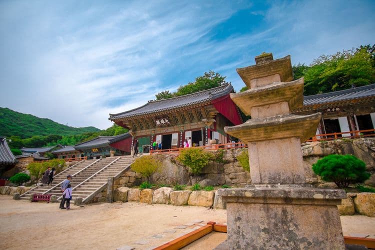 Beomeosa Temple and Markets