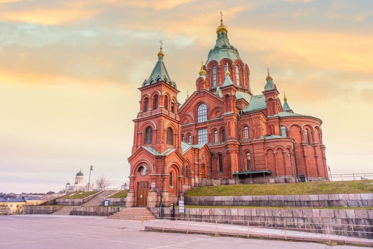 Walking Tour of Helsinki