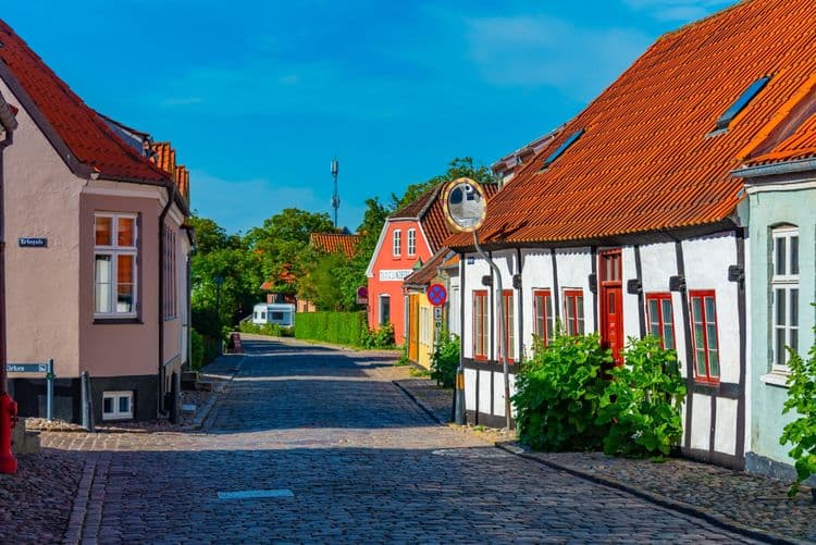 Ebeltoft and Scenic Drive