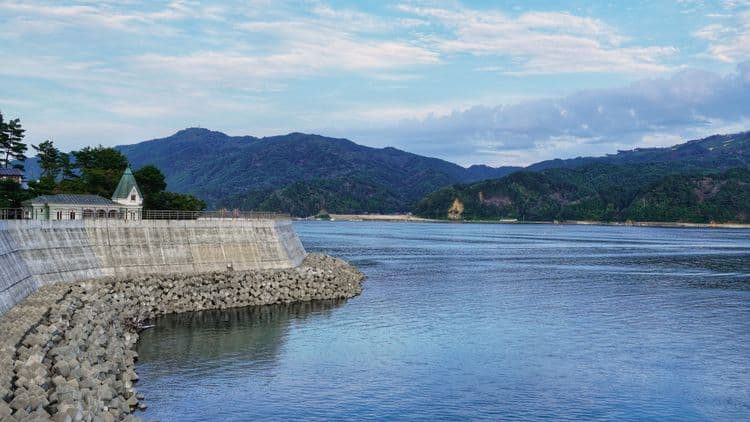 Japan: Learn About Tsunami Destruction