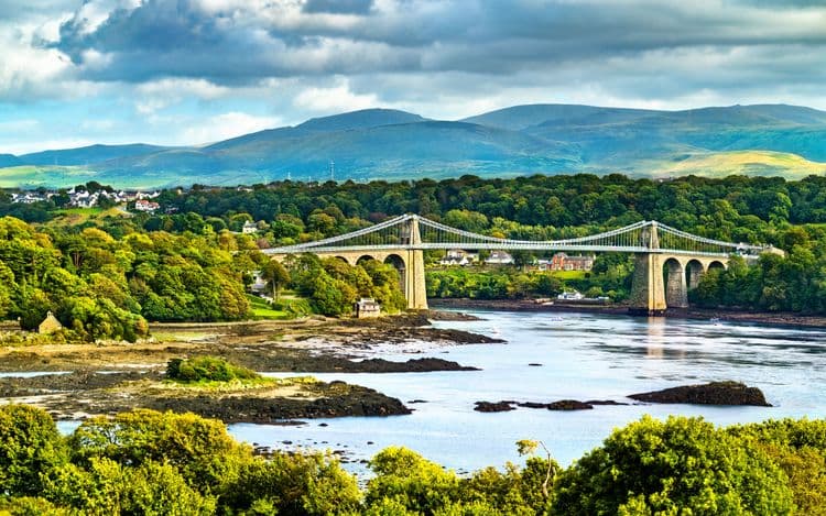 Easy Countryside Drive & Welsh Tea
