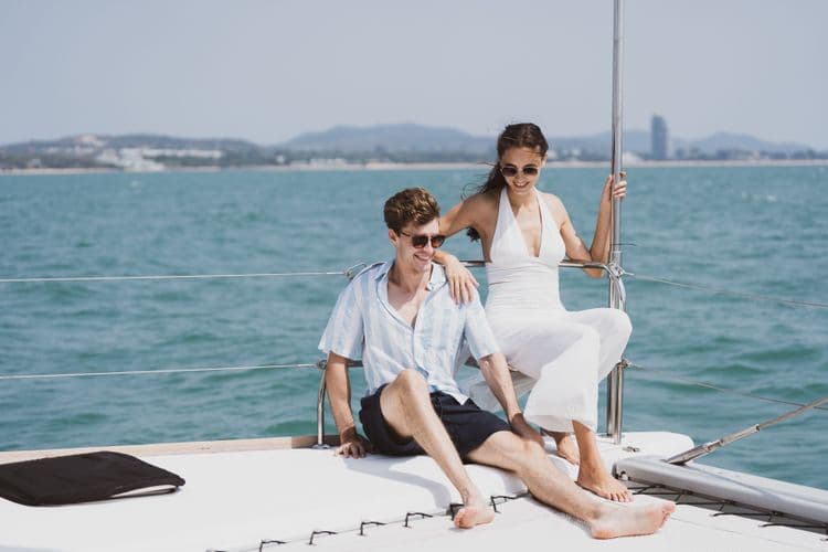 Scenic Sailing