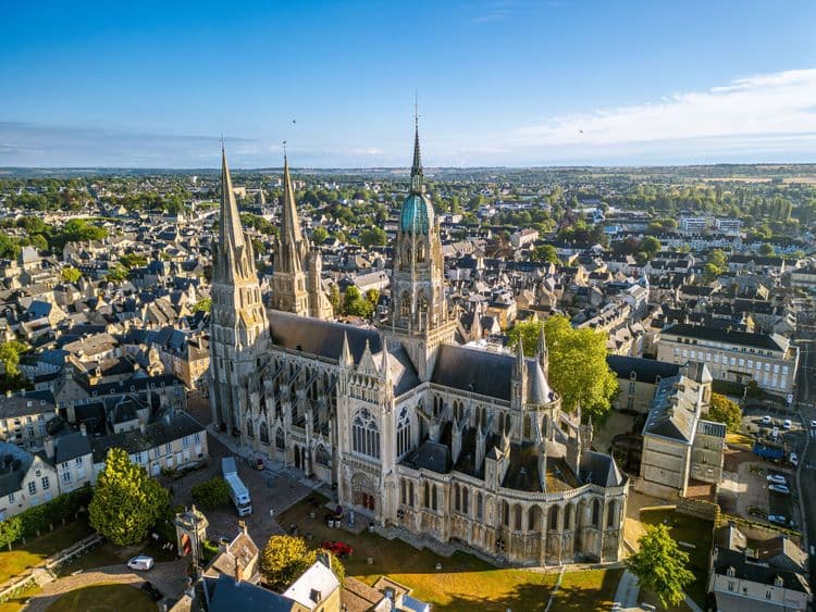 Bayeux & The Tapestry