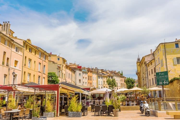 Late Riser - Aix En Provence & Marseille
