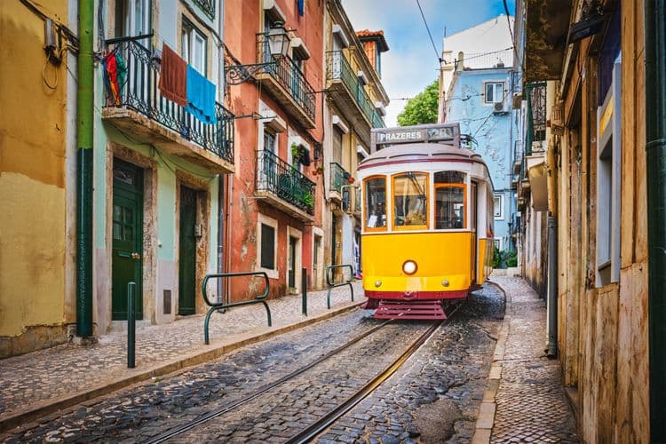 Lisbon By Tram & Coach