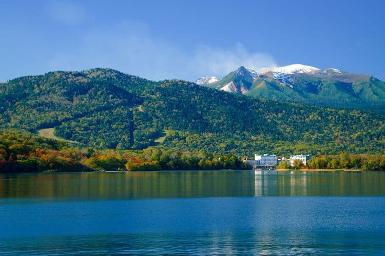 Lake Akan Boat Excursion Tour