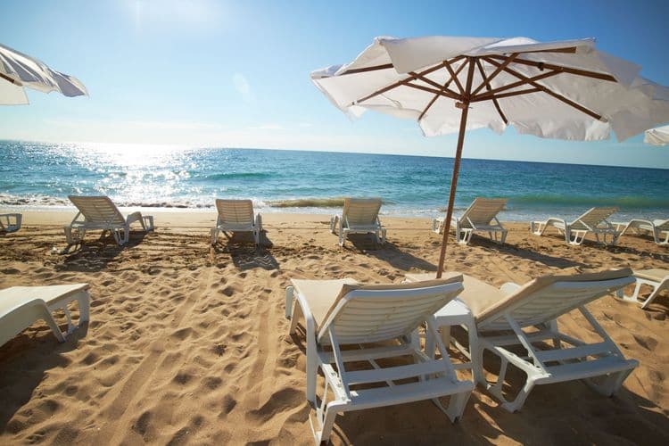 La Casa En la Playa - A Select Retreat