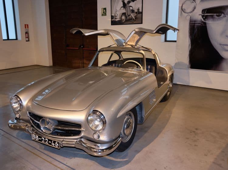 Malaga Highlights & Vintage Car Museum